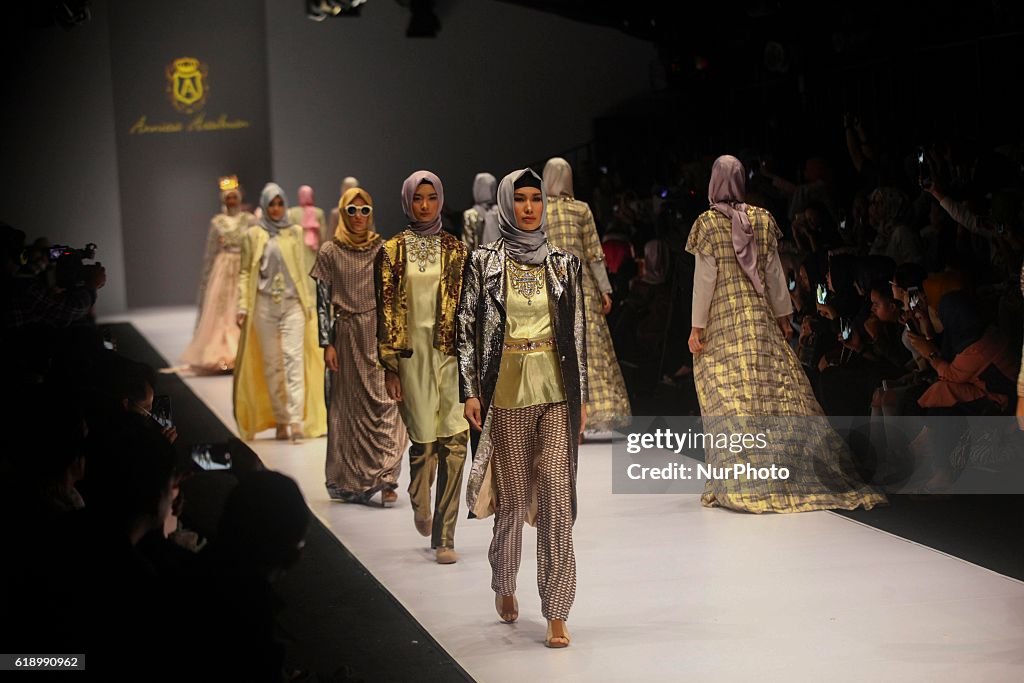 Anniesa Hasibuan show during The Jakarta Fashion Week