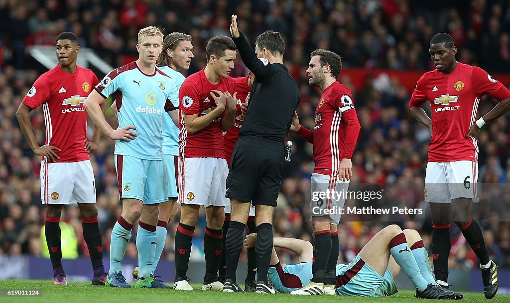 Manchester United v Burnley - Premier League