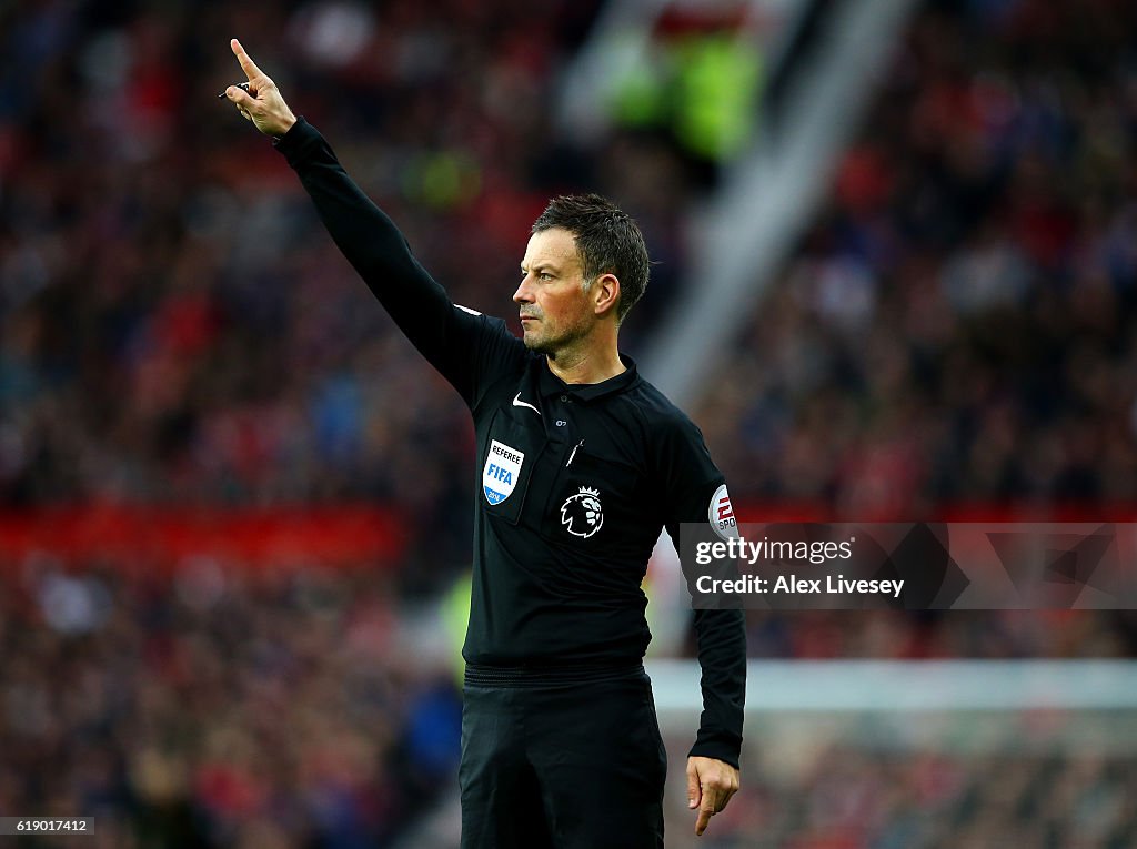 Manchester United v Burnley - Premier League