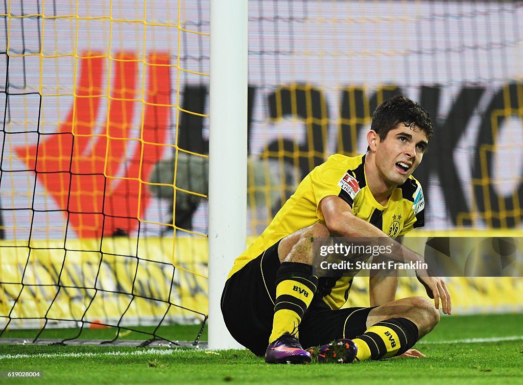 Borussia Dortmund v FC Schalke 04 - Bundesliga