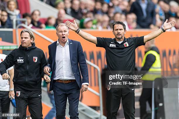 Augsburg, Deutschland, , Bundesliga 7.Spieltag, FC Augsburg - FC Schalke 04, Aufregung bei Cheftrainer Dirk Schuster Geschaeftsfuehrer Sport Stefan...