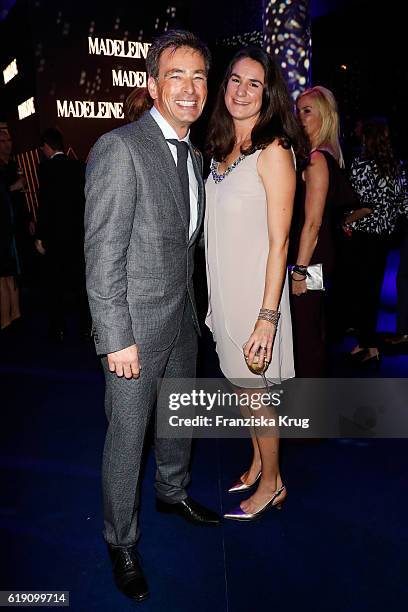 Jan Sosniok and Nadine Moellers attend the Goldene Henne on October 28, 2016 in Leipzig, Germany.