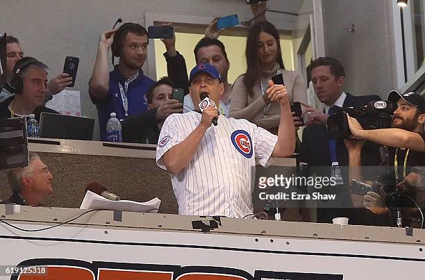 Actor Vince Vaughn sings "Take Me Out to the Ballgame" in the seventh inning in Game Four of the 2016 World Series between the Chicago Cubs and the...