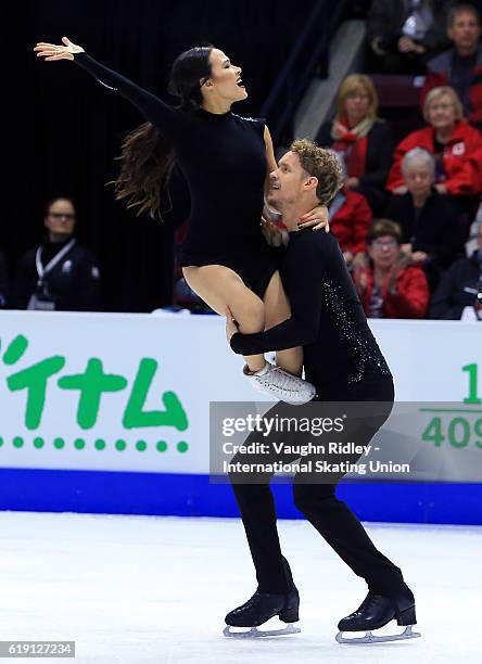 Madison Chock and Evan Bates of the USA compete in the Ice Dance Free Program during the ISU Grand Prix of Figure Skating Skate Canada International...