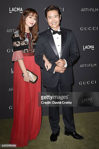 Lee Min-jung and Lee Byung-hun attend the 2016 LACMA Art+Film Gala - Arrivals at LACMA on October 29, 2016 in Los Angeles, California.