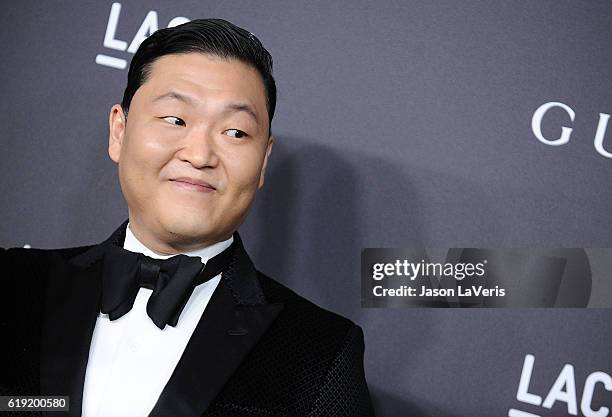 Attends the 2016 LACMA Art + Film gala at LACMA on October 29, 2016 in Los Angeles, California.