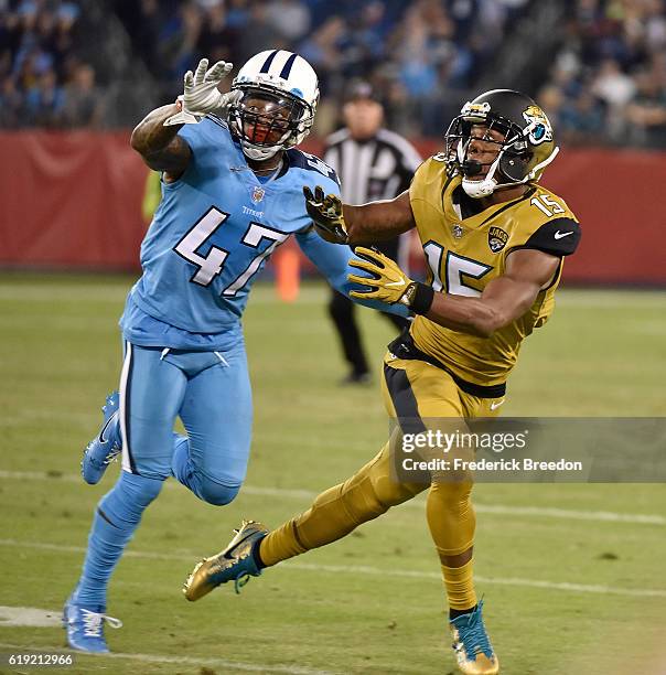 Allen Robinson of the Jacksonville Jaguars plays against Antwon Blake of the Tennessee Titans at Nissan Stadium on October 27, 2016 in Nashville,...