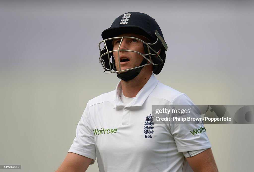 Bangladesh v England - Second Test Day Three