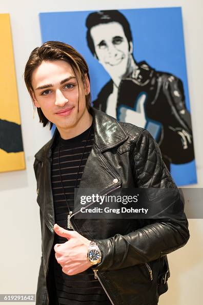 Artist Rj Recording Artist RJ Word attends the Gallery Opening Of