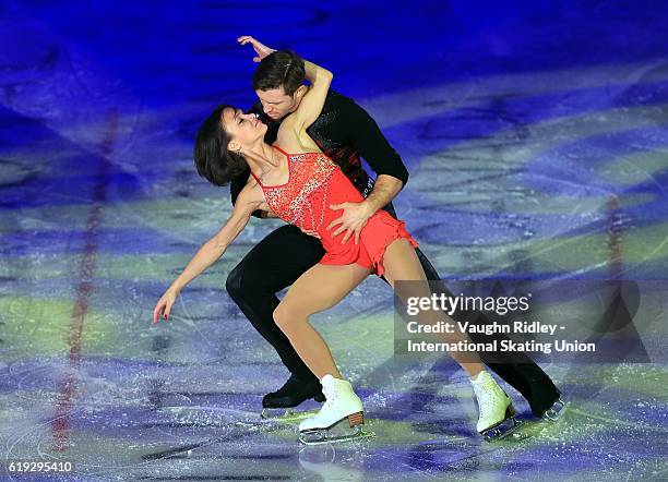 Liubov Ilyusheckina and Dylan Moscovitch of Canada perform in the Exhibition Gala during the ISU Grand Prix of Figure Skating Skate Canada...