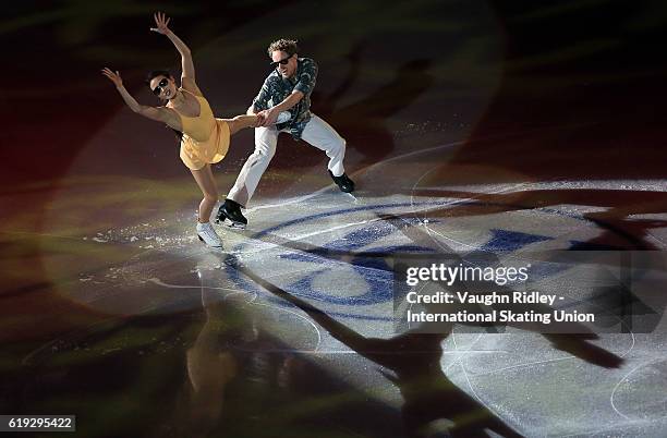 Madison Chock and Evan Bates of the USA perform in the Exhibition Gala during the ISU Grand Prix of Figure Skating Skate Canada International at...