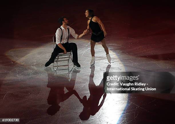 Meagan Duhamel and Eric Radford of Canada perform in the Exhibition Gala during the ISU Grand Prix of Figure Skating Skate Canada International at...