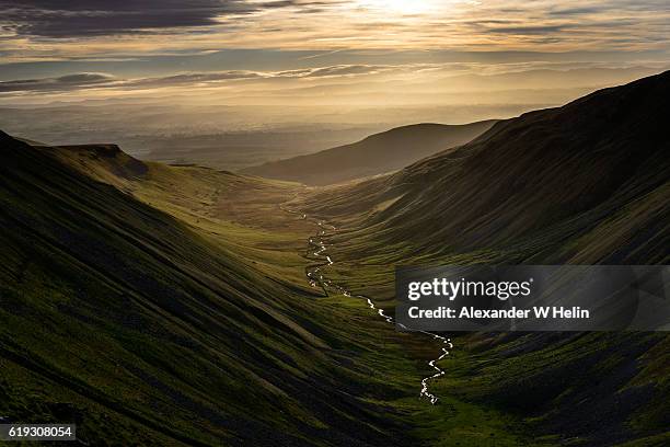 source - england river landscape stock-fotos und bilder