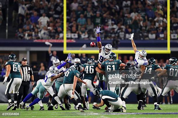 Caleb Sturgis of the Philadelphia Eagles kicks a field goal in the second quarter during a game between the Dallas Cowboys and the Philadelphia...