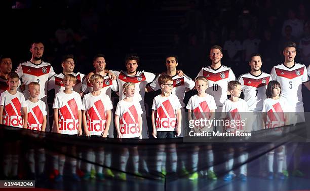 The team of Germany line up before the Futsal International Friendly match between Germany and England at Inselparkhalle on October 30, 2016 in...