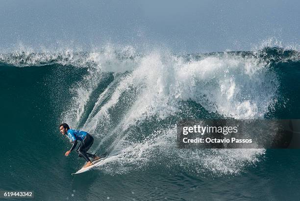 Perfect Chapter Surf 397 Aritz Aranburu Photos & High Res Pictures - Getty Images