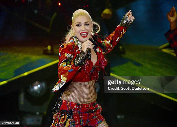 Singer Gwen Stefani of the band No Doubt performs onstage during the final show at Irvine Meadows Amphitheatre on October 30, 2016 in Irvine,...