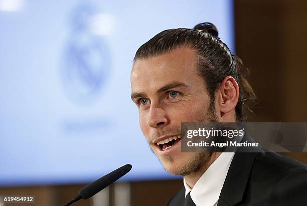 Gareth Bale of Real Madrid attends a press conference after signing his contract extension with the club until 2022 at Estadio Santiago Bernabeu on...