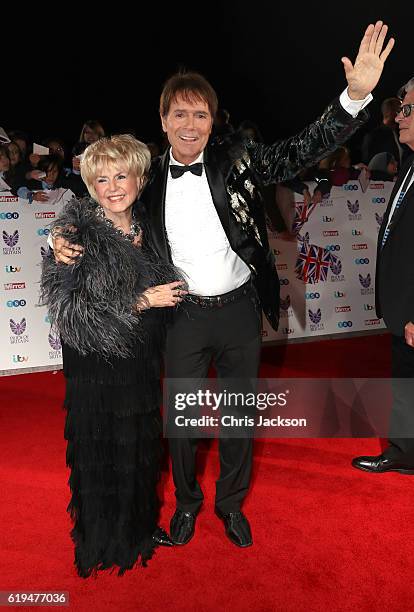 Gloria Hunniford and Sir Cliff Richard attends the Pride Of Britain awards at the Grosvenor House Hotel on October 31, 2016 in London, England.