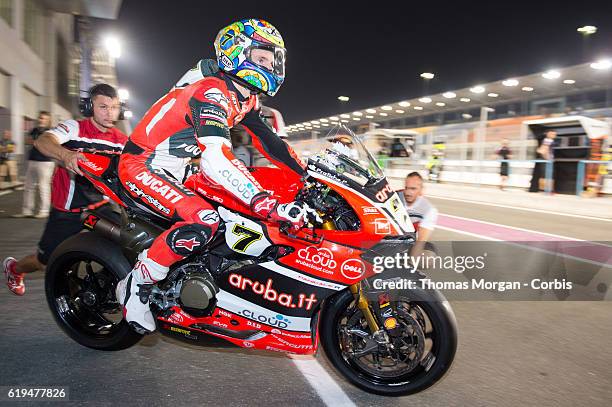 October 29th 2016 Losail Circuit, Qatar. Chaz Davies who rides Ducati forAruba .it Racing - Ducati leaves his garage during Superpole for the final...