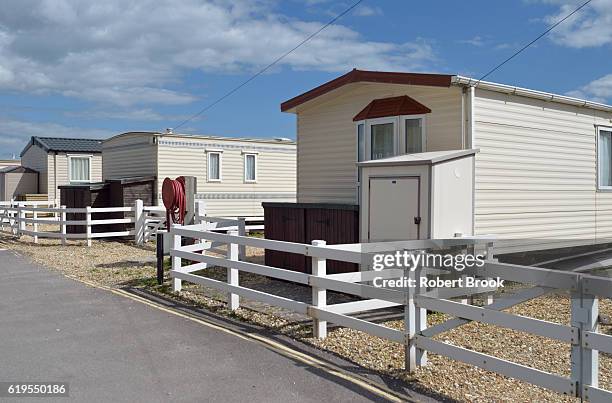 caravan park - roulotte foto e immagini stock