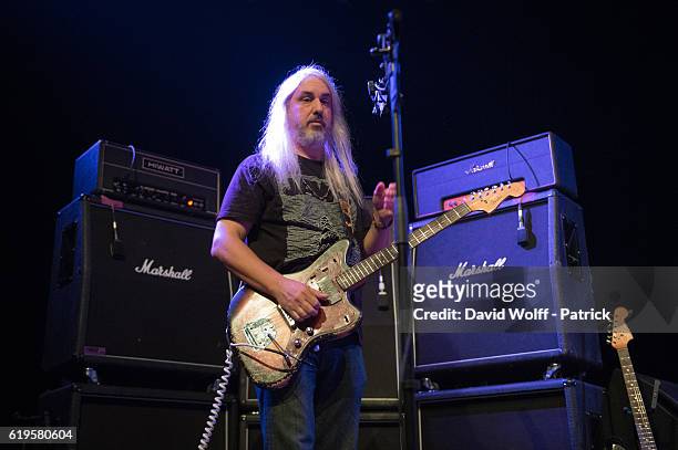 Mascis from Dinosaur Jr. Performs at Elysee Montmartre on October 31, 2016 in Paris, France.