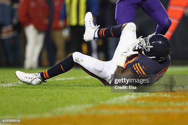 Alshon Jeffery of the Chicago Bears scores a touchdown during the third quarter against the Minnesota Vikings at Soldier Field on October 31, 2016 in...