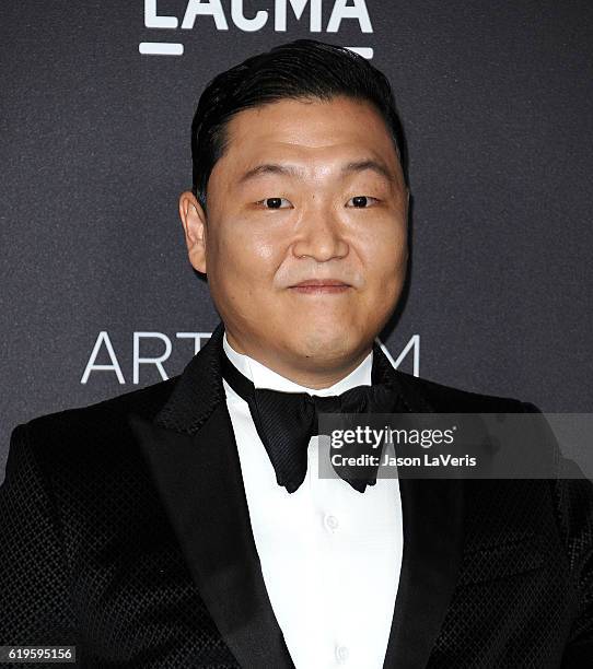 Attends the 2016 LACMA Art + Film gala at LACMA on October 29, 2016 in Los Angeles, California.