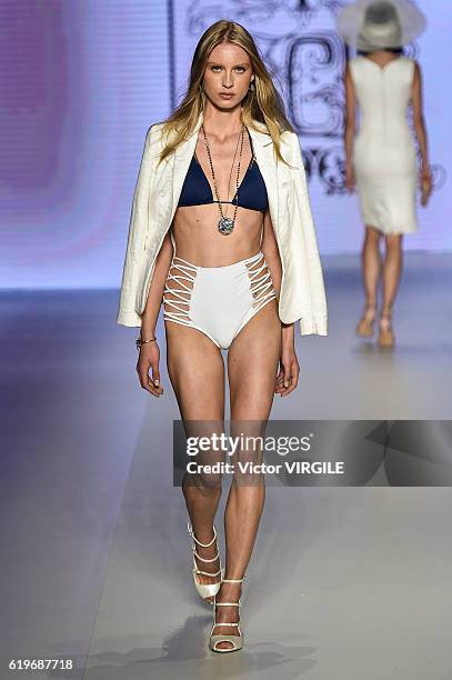 Model walks the runway during the Samuel Cirnansk show at Sao Paulo Fashion Week Fall/Winter 2017 on October 27, 2016 in Sao Paulo, Brazil.