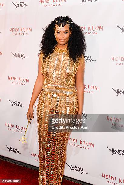 Kamie Crawford attends Heidi Klum's 17th Annual Halloween Party - Arrivals at Vandal on October 31, 2016 in New York City.
