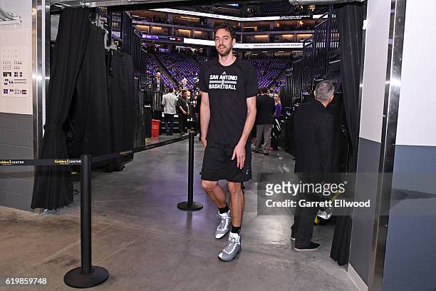 Pau Gasol of the San Antonio Spurs walks to the locker room after warm ups before the game against the Sacramento Kings on October 27, 2016 at the...