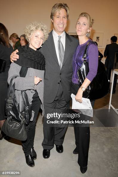Guest, Eric Rudin and Fiona Rudin attend Drawing Gifts 2008: The 5th ...