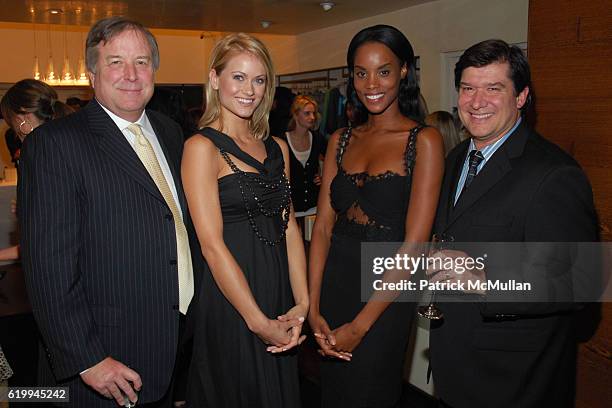 Dan Shveda, Amber Seyer, Lachelle and Bill WIley attend LA PERLA CELEBRATES FALL 2008 COLLECTION at Rodeo Drive on October 22, 2008 in Beverly Hills,...