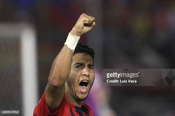 Cecilio Dominguez of Cerro Porteño celebrates after scoring his team's first goal during a first leg match between Cerro Porteño and Atletico...