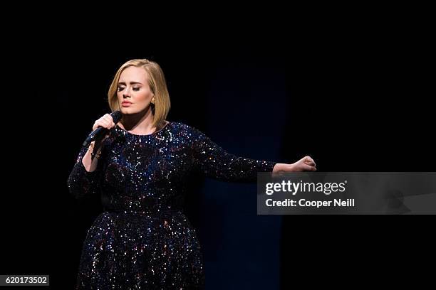 Adele performs at American Airlines Center on November 1, 2016 in Dallas, Texas.