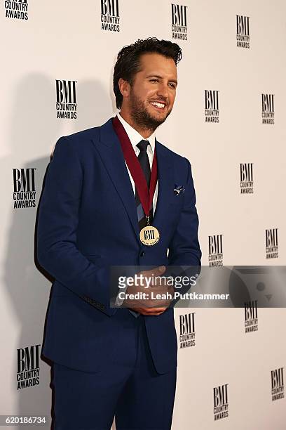 Singer-songwriter Luke Bryan attends the 64th Annual BMI Country awards on November 1, 2016 in Nashville, Tennessee.