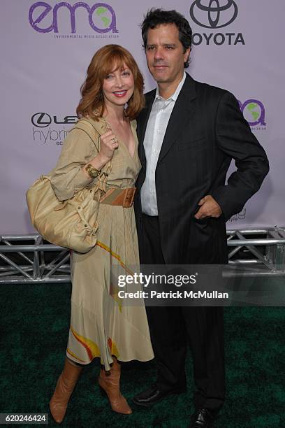 Sharon Lawrence and Dr. Tom Apostle attend The 18th Annual ENVIRONMENTAL MEDIA AWARDS at The Ebell Theatre on November 13, 2008 in Los Angeles, CA.