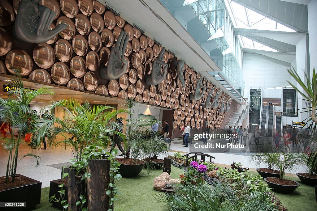 Overview of Delhi airport