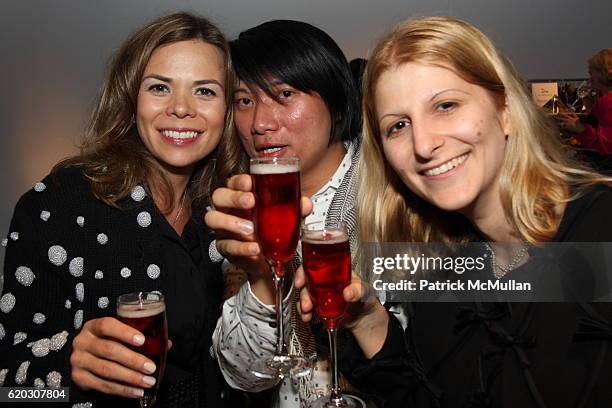 Olga Sekulic, Rain Paas and Megan McHugh attend NEW YORK CITY OPERA’S DIVAS Shop for Opera 2008 at Studio 10 on June 18, 2008 in New York City.