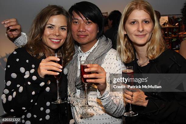 Olga Sekulic, Rain Paas and Megan McHugh attend NEW YORK CITY OPERA’S DIVAS Shop for Opera 2008 at Studio 10 on June 18, 2008 in New York City.