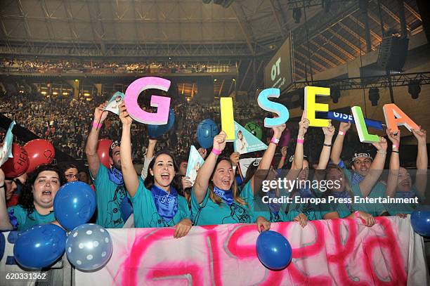 Fans during the concert 'Operacion Triunfo El Reencuentro' on October 31, 2016 in Barcelona, Spain.