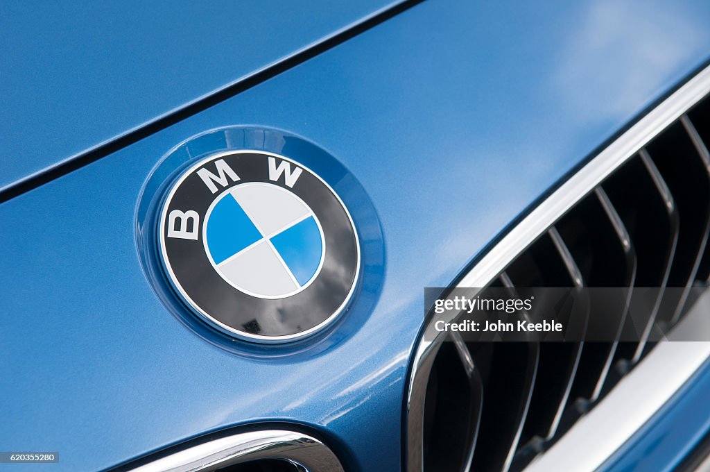 BMW Vehicle Logo