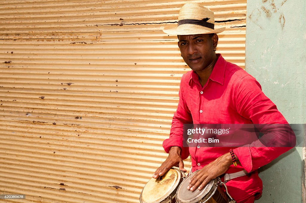 Batería Profesional De Conga Cubana, La Habana, Cuba