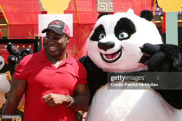 Michael Clark Duncan attends Kung Fu Panda World Premiere at Grauman's Chinese Theatre. Hollywood on June 1, 2008 in Hollywood, California.