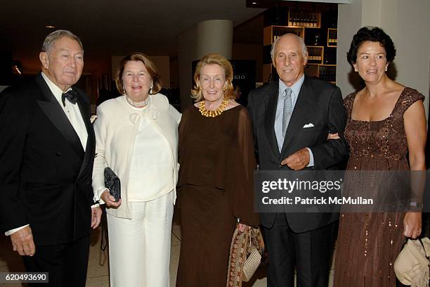 290 Dana Carl Stock Photos, High-Res Pictures, and Images - Getty Images