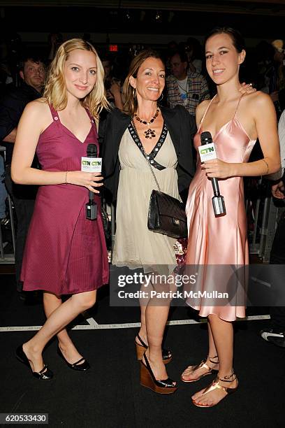 Alexandra Ruddy, Robin Rudoy and Nathalie White attend MARC JACOBS Spring 2009 Collection at The Greenwich Hotel on September 8, 2008 in New York...