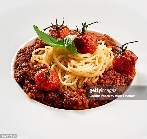 spaghetti - spaghetti isolated stockfoto's en -beelden