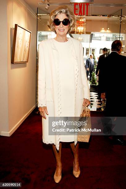 Nancy Kissinger attends MICHAEL VOLLBRACHT Debuts Private Collection at Wally Findlay Galleries on September 16, 2008 in New York City.