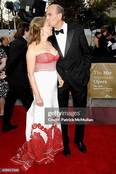 Kim Smedvig and James Taylor attend The METROPOLITAN OPERA's 125th ANNIVERSARY Season Opening at Lincoln Center Plaza on September 22, 2008 in New...