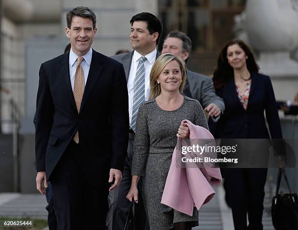 William "Bill" Baroni, former deputy executive director of the Port Authority of New York & New Jersey, left, and Bridget Anne Kelly, former deputy...